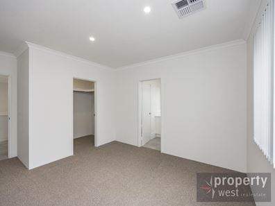 4 Amalfi Avenue, Mindarie WA 6030