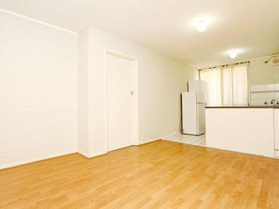 25/12 Tenth Avenue, Maylands WA 6051