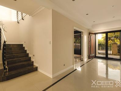 32 Beachside Drive, Burns Beach WA 6028
