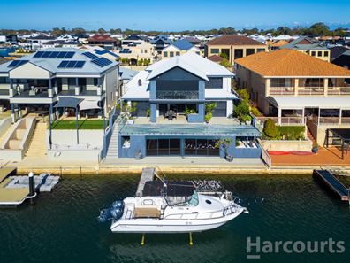 41 Brindabella Crescent, Halls Head WA 6210