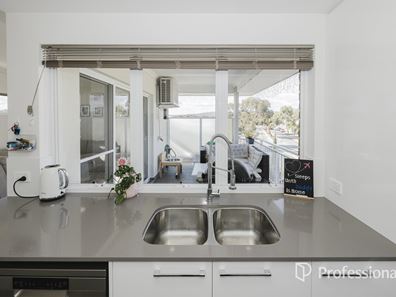 5/341 Banrock Drive, Ellenbrook WA 6069