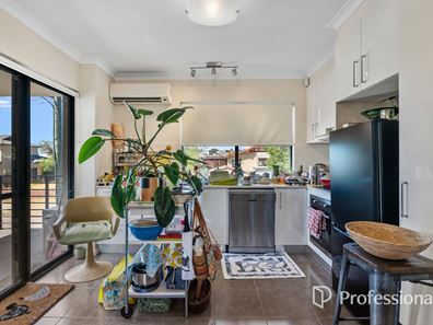 8/17 Poynton Avenue, Woodbridge WA 6056