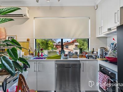 8/17 Poynton Avenue, Woodbridge WA 6056