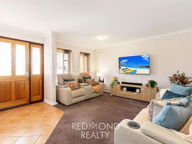 8 Stonewall Circuit, Landsdale WA 6065
