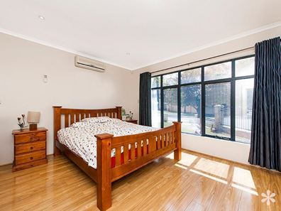 45 Gentilli Way, Salter Point WA 6152