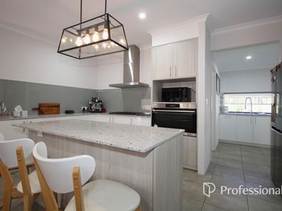 14 Serpens Road, Australind WA 6233
