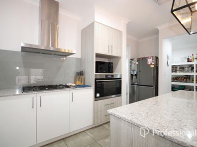 14 Serpens Road, Australind WA 6233