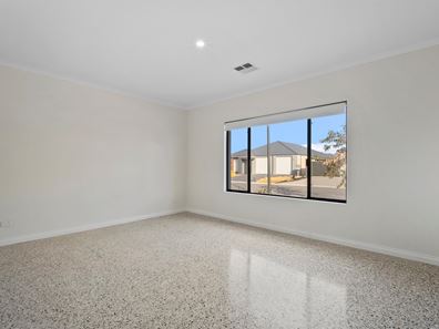 10 Manresa Road, Madora Bay WA 6210