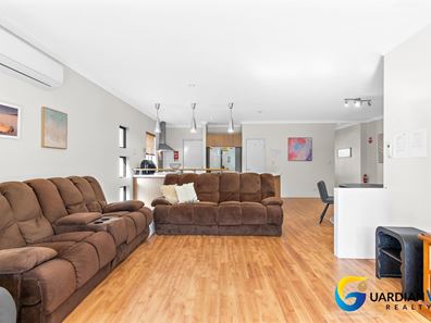 18 Sunco Parade, Canning Vale WA 6155