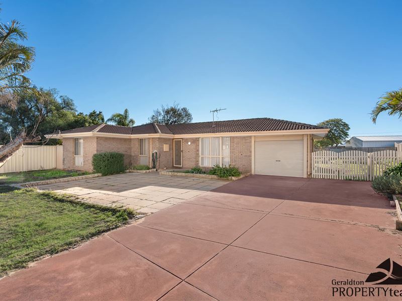 11 Astron Place, Waggrakine WA 6530