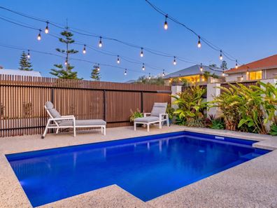 101 Westview Parade, Wannanup WA 6210