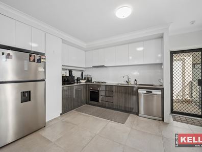 7/213 Fisher Street, Cloverdale WA 6105