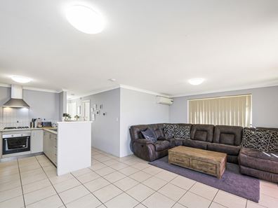 3/10 Delamere Way, Camillo WA 6111
