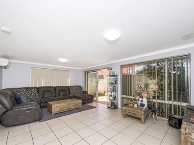 3/10 Delamere Way, Camillo WA 6111