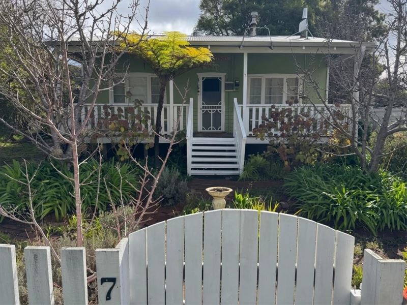 7 Marginata Crescent, Dwellingup