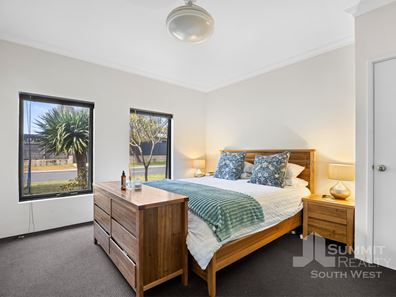 22 Nicolay Approach, Dalyellup WA 6230