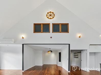 24 Stirling Road, Greenmount WA 6056