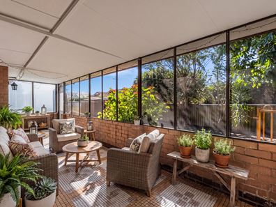 15 Dixon Avenue, Kewdale WA 6105