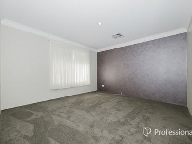 48 Wishard Circuit, Aveley WA 6069