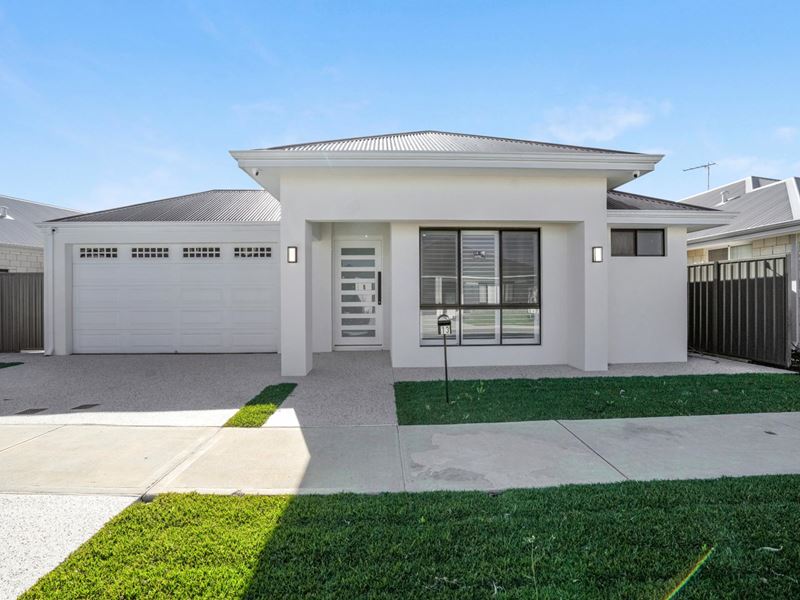 13 Gambia Street, Hilbert WA 6112