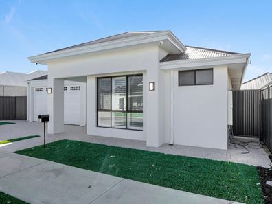 13 Gambia Street, Hilbert WA 6112