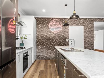 30 Ukich Crescent, Spearwood WA 6163