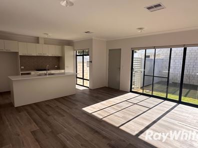 4/19 Passage Way, Mandurah WA 6210
