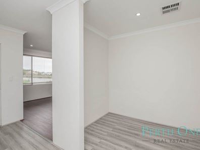 6 Basil Loop, Treeby WA 6164