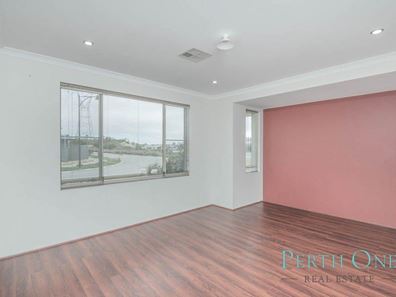 6 Basil Loop, Treeby WA 6164