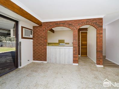 166 Westfield Road, Kelmscott WA 6111