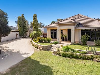 15 Ayrton Street, Dawesville WA 6211