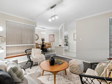 14 Gwendoline Drive, Beldon WA 6027