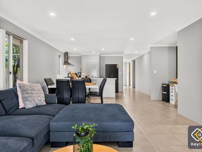 6 Cobbler Way, Two Rocks WA 6037