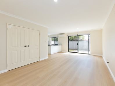 2/21 Chipala Road, Westminster WA 6061