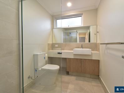 8/35 Broadway, Bassendean WA 6054
