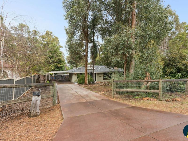 7 Hilton Road, Roleystone WA 6111