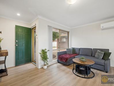 4/9 Mathoura Street, Midland WA 6056