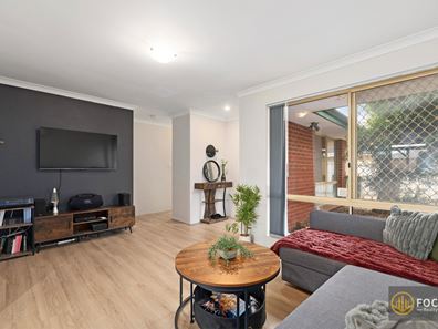 4/9 Mathoura Street, Midland WA 6056