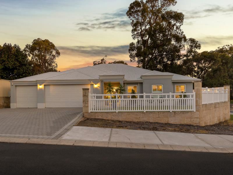 2 Chetac Way, Secret Harbour WA 6173