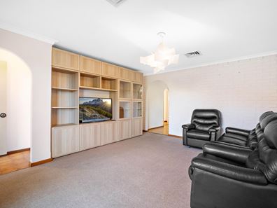 10/5 Chester Avenue, Dianella WA 6059