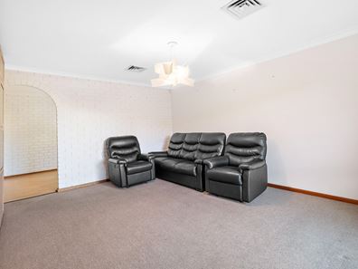 10/5 Chester Avenue, Dianella WA 6059