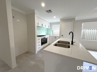 34 Tolmer  Street, Henley Brook WA 6055