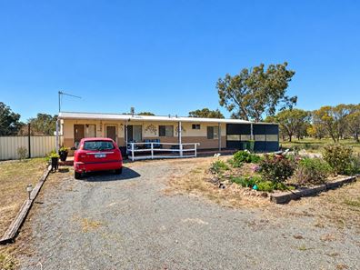 65 Alton Street, Cuballing WA 6311