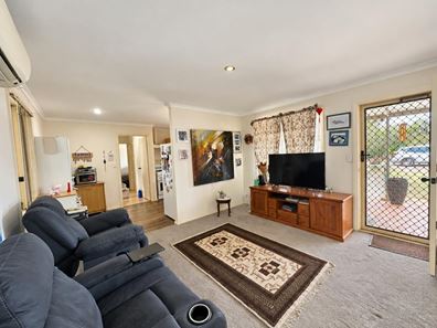 65 Alton Street, Cuballing WA 6311