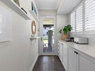 14 York Street, Beaconsfield WA 6162