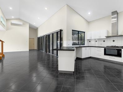 60 Brolga Meander, Nickol WA 6714