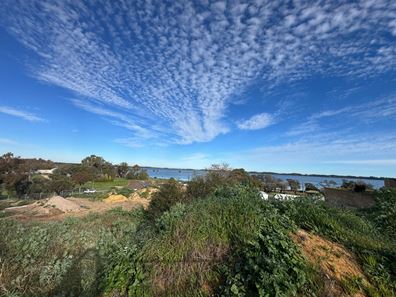 10 Christina Street, Australind WA 6233