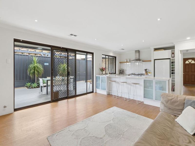 62A Marcus Avenue, Booragoon