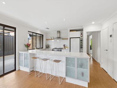 62A Marcus Avenue, Booragoon WA 6154