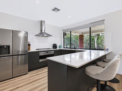 16 Bella Vista Road, Jardee WA 6258